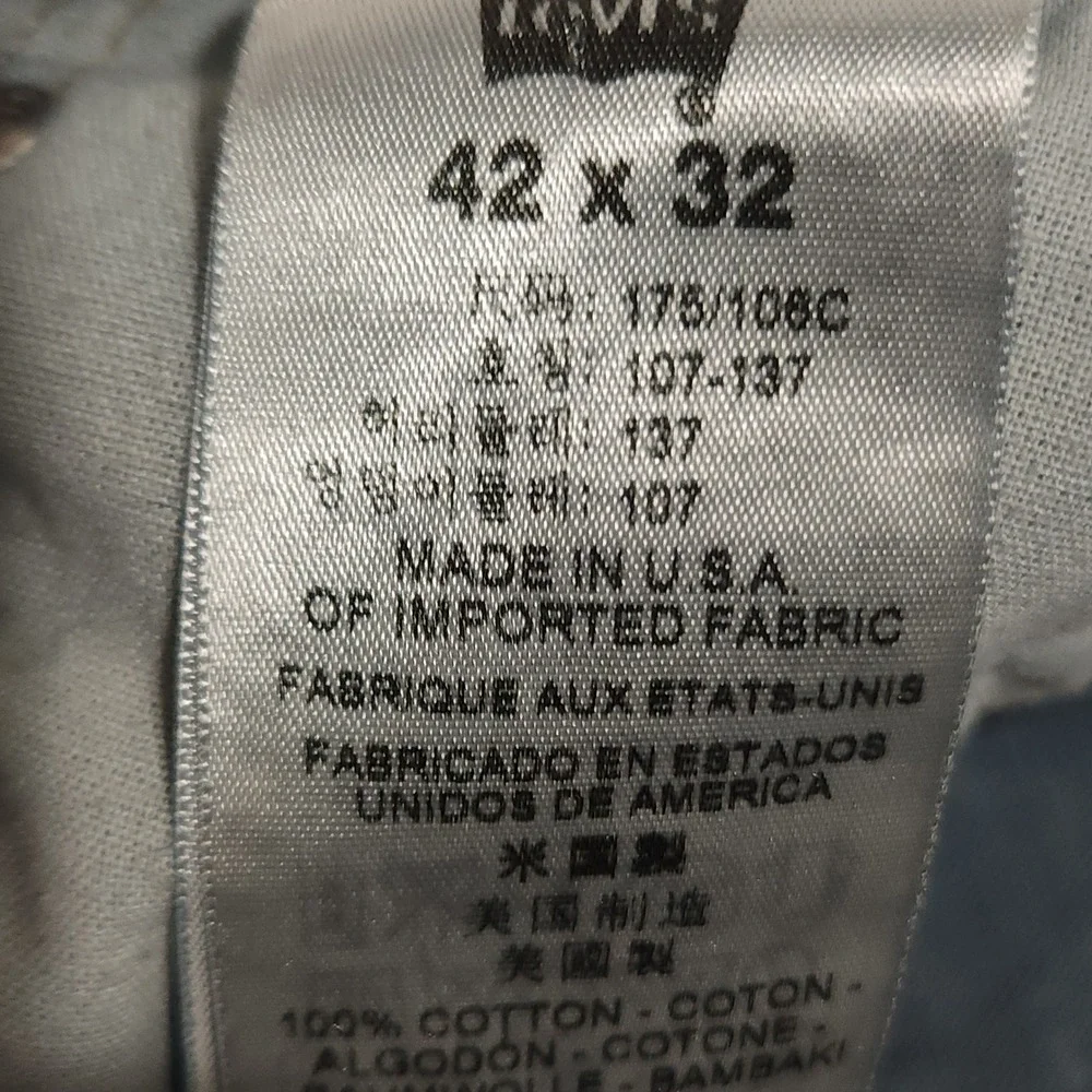 Levi's 501 Jeans Men's 42x32‎ High Rise Button Fly USA Light Wash 100% Cotton
